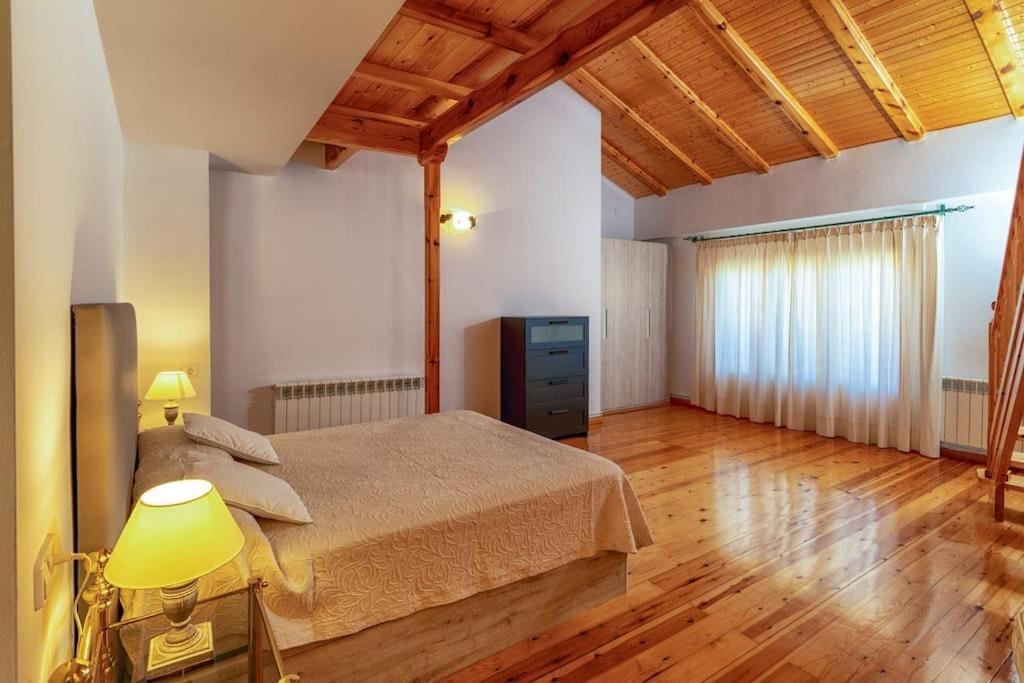 Apartamento Los 3 Reyes 발데로브레스 외부 사진
